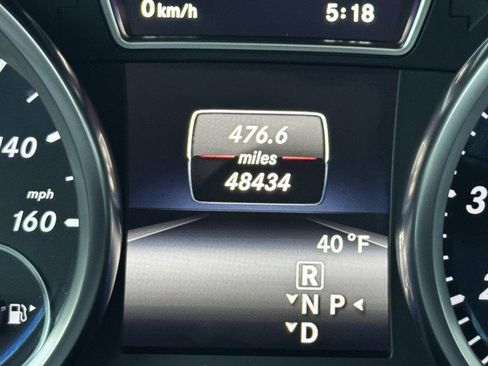 Used 2014 Mercedes-Benz GL 450 4MATIC image 11