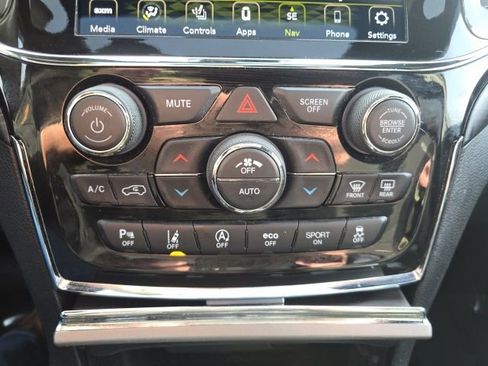 Used 2021 Jeep Grand Cherokee Freedom Edition image 23