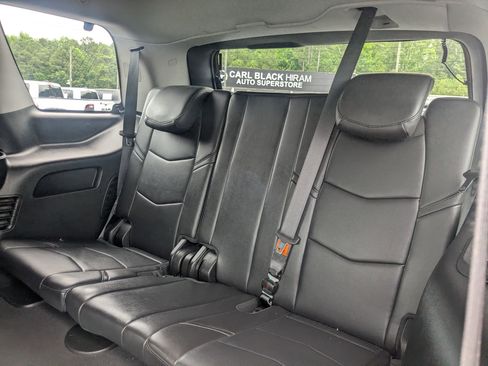 Used 2019 Cadillac Escalade Luxury AWD/4WD image 28