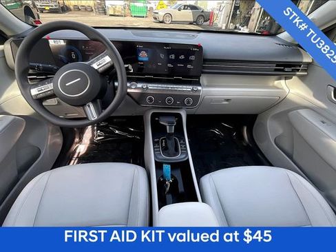 New 2026 Hyundai Kona SE image 5