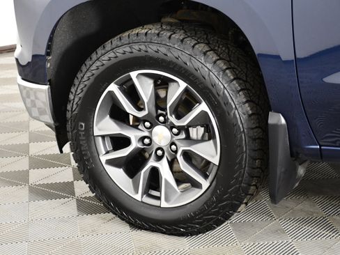 Used 2022 Chevrolet Silverado 1500 LT AWD/4WD image 53