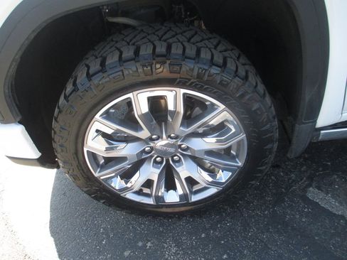 Used 2026 GMC Sierra 1500 Denali w/ Denali Reserve Package AWD/4WD image 14