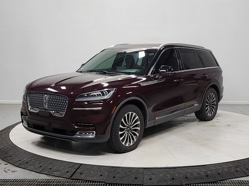 Used 2021 Lincoln Aviator Reserve w/ Elements Package Plus AWD/4WD image 3