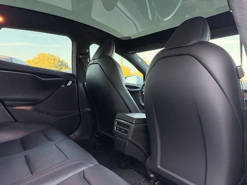 Used 2020 Tesla Model S Long Range AWD/4WD image 27