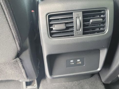 Used 2023 Nissan Rogue SV AWD/4WD image 26