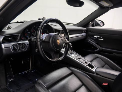 Used 2013 Porsche 911 Carrera image 4