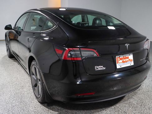 Used 2022 Tesla Model 3 Long Range image 9