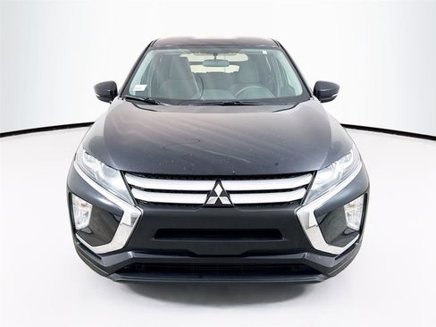 Used 2020 Mitsubishi Eclipse Cross ES image 2