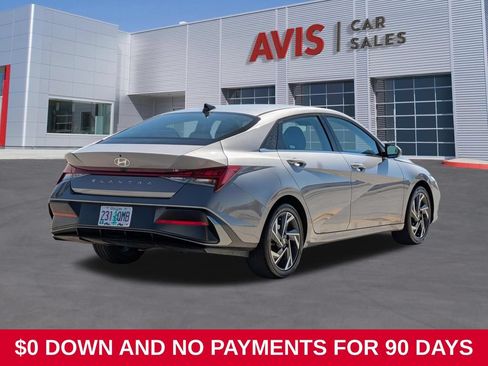Used 2025 Hyundai Elantra SEL FWD image 6