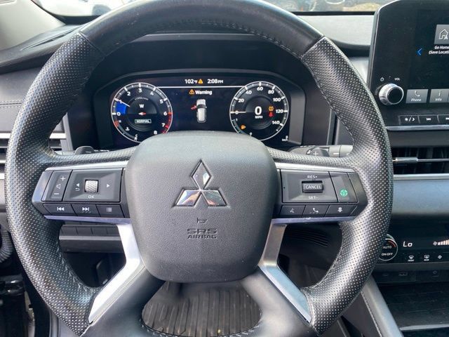 Used 2024 Mitsubishi Outlander SE FWD image 10