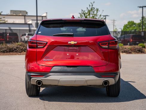 Used 2025 Chevrolet Blazer LT FWD image 6