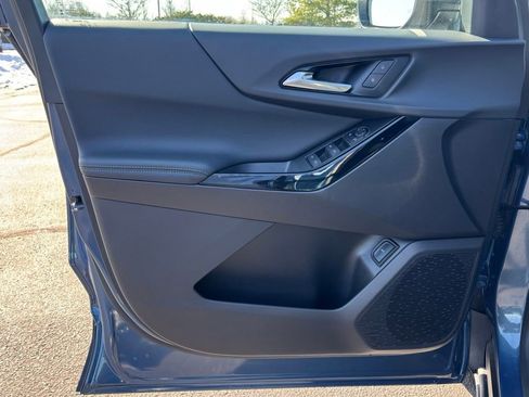 Used 2026 Chevrolet Equinox LT w/ Convenience Package II image 11