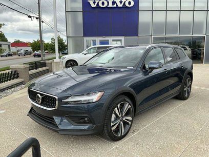 Certified 2026 Volvo V60 B5 Cross Country Plus w/ Climate Package