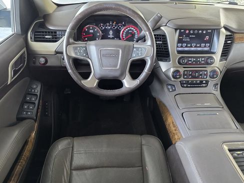 Used 2016 GMC Yukon XL Denali w/ Open Road Package RWD image 13