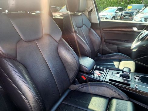 Used 2018 Audi Q5 2.0T Premium Plus w/ Premium Plus Package image 35