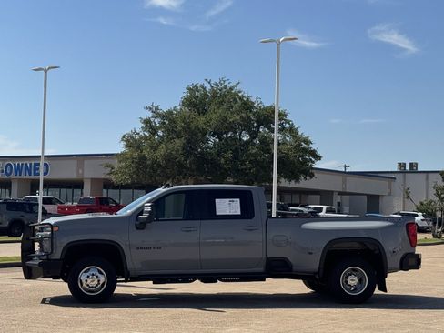 Used 2024 Chevrolet Silverado 3500 LT w/ Texas Edition AWD/4WD image 7