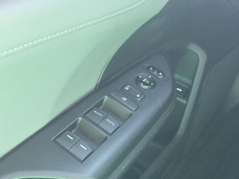 Used 2017 Honda Civic Touring image 28