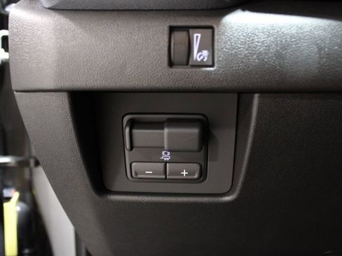 New 2026 GMC Canyon Elevation w/ Convenience Package image 44