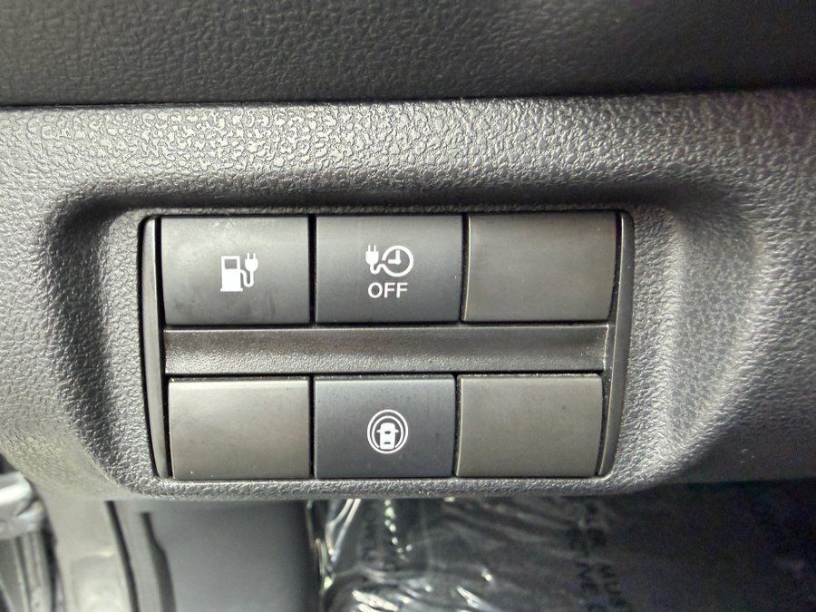 Used 2020 Nissan Leaf S w/ Protection Package FWD image 16