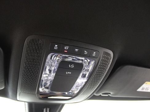 Used 2021 Mercedes-Benz GLB 250 image 21