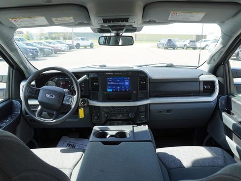 Used 2023 Ford F250 XLT w/ FX4 Off-Road Package AWD/4WD image 10