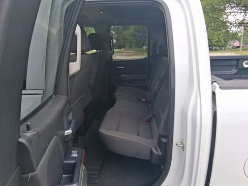 Used 2019 GMC Sierra 1500 SLE w/ SLE Value Package AWD/4WD image 19