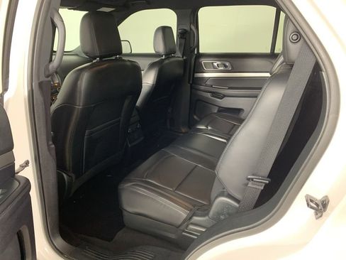 Used 2019 Ford Explorer XLT w/ Equipment Group 202A image 32