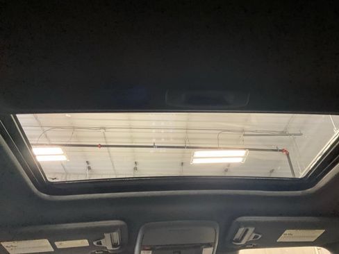New 2026 Subaru Forester Touring AWD/4WD image 36