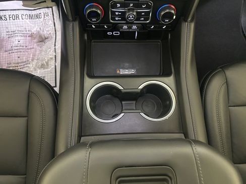 Used 2024 Chevrolet Tahoe LT w/ LT Signature Plus Package image 14