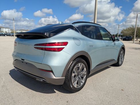 Used 2025 Genesis GV60 RWD image 4