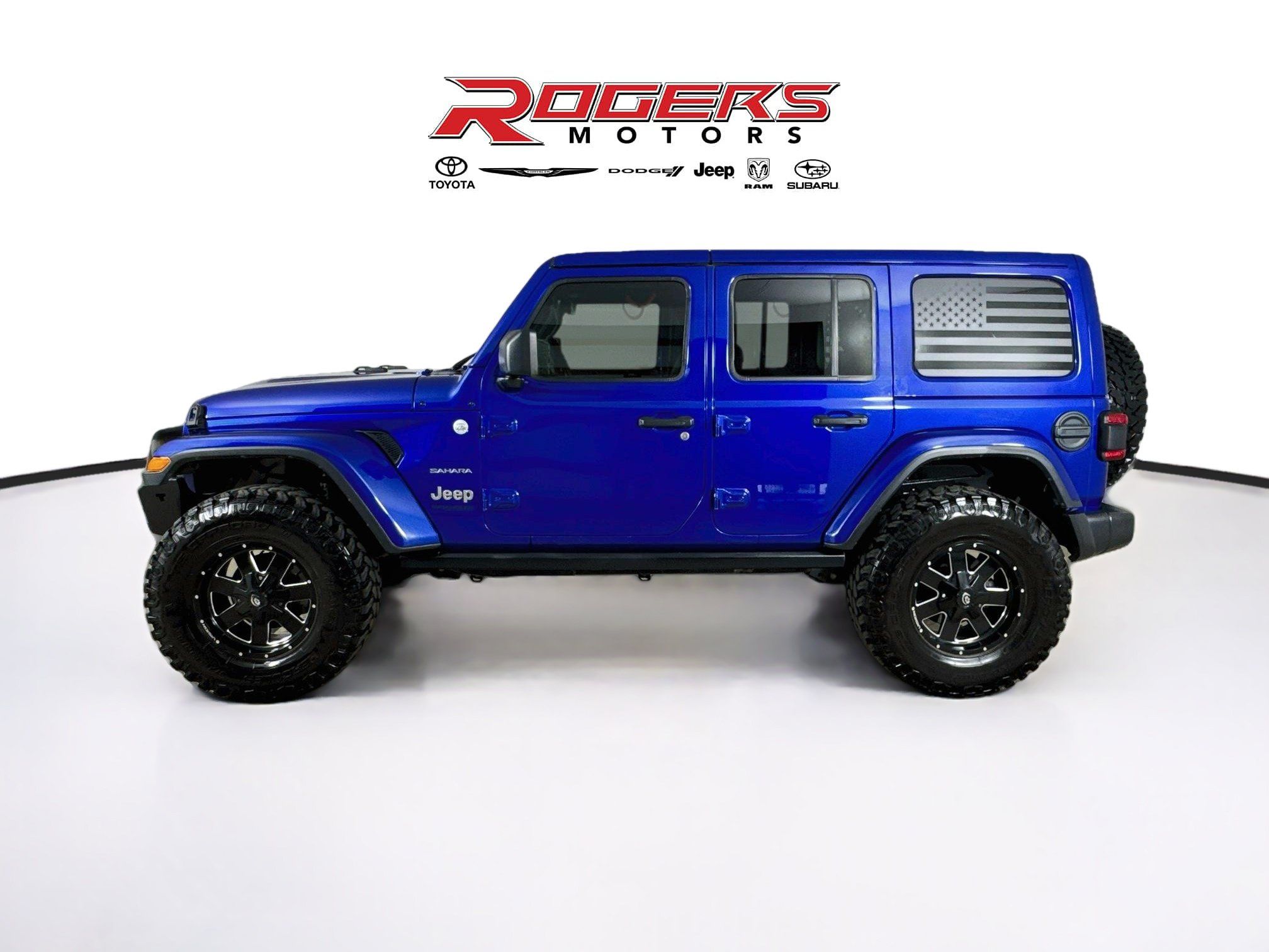 Used 2018 Jeep Wrangler Unlimited Sahara AWD/4WD image 4