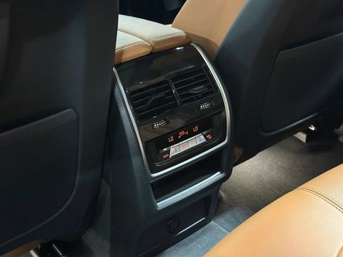 Used 2022 BMW X5 xDrive40i w/ M Sport Package AWD/4WD image 66