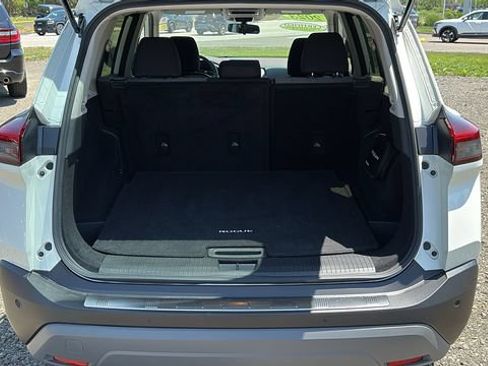 Certified 2023 Nissan Rogue SV AWD/4WD image 26
