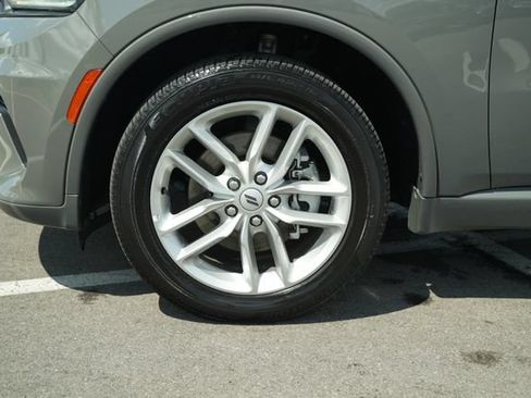 Used 2025 Dodge Durango GT AWD/4WD image 11