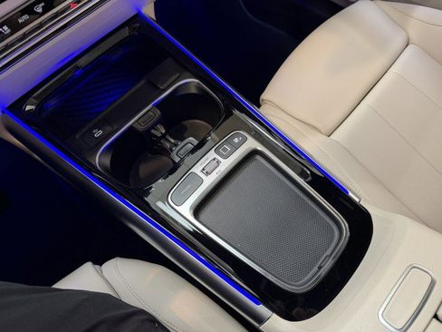 Used 2025 Mercedes-Benz GLA 250 image 15