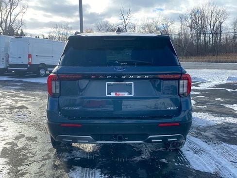 New 2026 Ford Explorer Active w/ Active Comfort Package image 7
