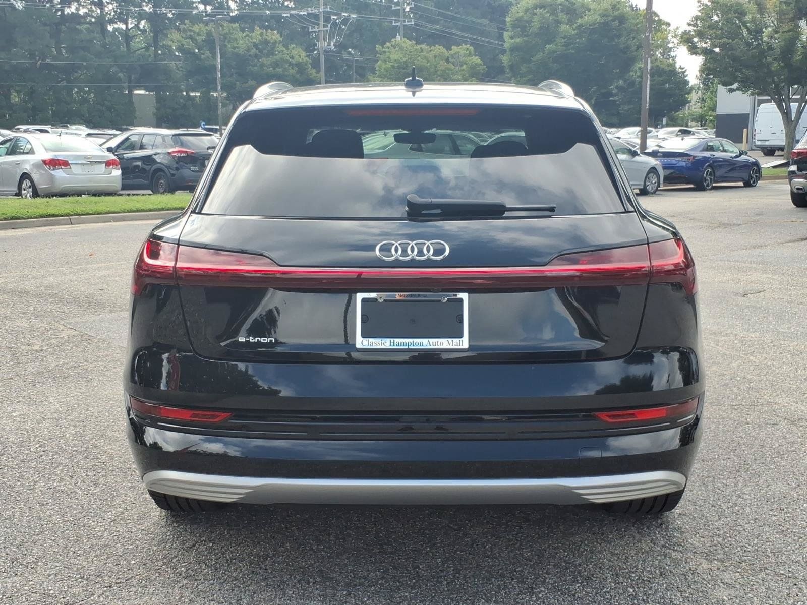 Used 2019 Audi e-tron Premium Plus AWD/4WD image 9