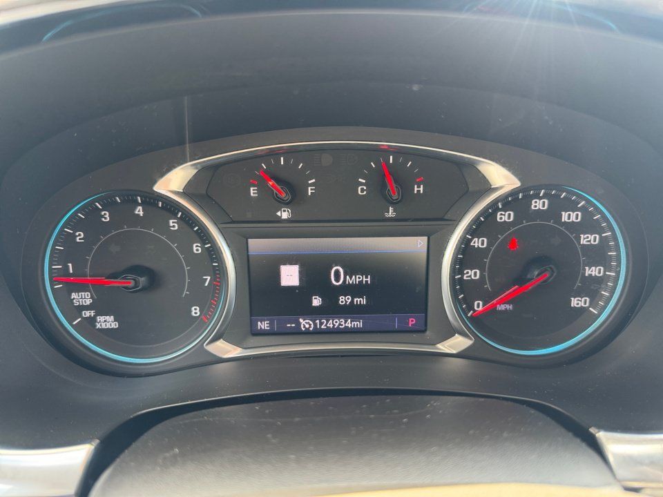 Used 2021 Chevrolet Traverse Premier AWD/4WD image 14