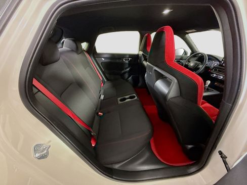 Used 2024 Honda Civic Type R image 27