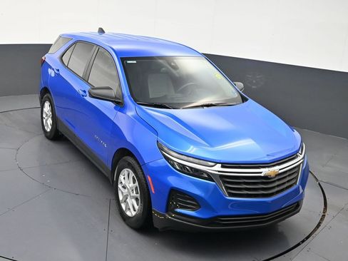 Used 2024 Chevrolet Equinox LS FWD image 19