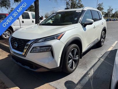 Used 2023 Nissan Rogue SL w/ SL Premium Package