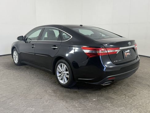 Used 2015 Toyota Avalon XLE Premium FWD image 5