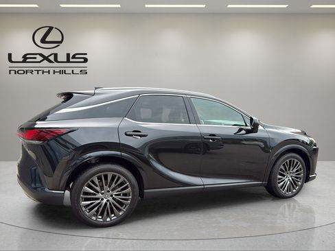 Used 2023 Lexus RX 350 w/ Accessory Package (2T) AWD/4WD image 5