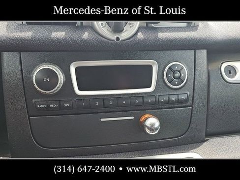 Used 2012 smart fortwo passion RWD image 21