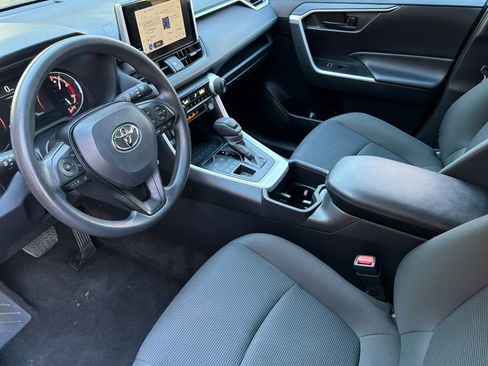 Used 2024 Toyota RAV4 LE image 10