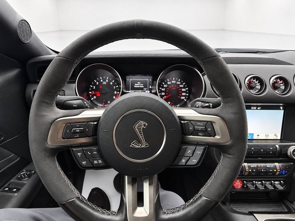 Used 2016 Ford Mustang Shelby GT350 w/ Technology Package RWD image 17