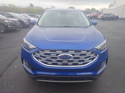 Used 2022 Ford Edge SEL w/ Convenience Package AWD/4WD image 3