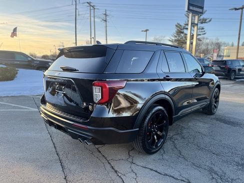 Used 2023 Ford Explorer ST w/ Technology Package image 7