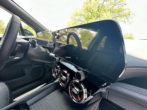 New 2025 Chevrolet Blazer EV RS RWD image 22