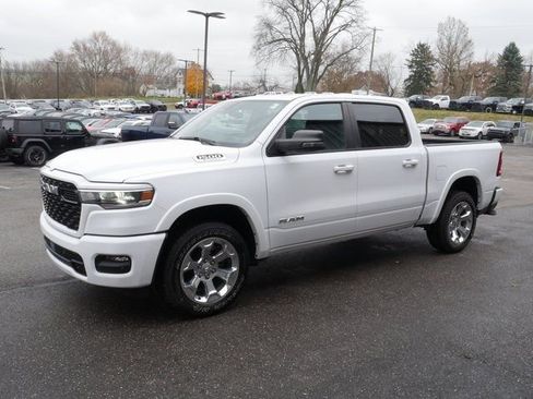 Used 2025 RAM 1500 Big Horn AWD/4WD image 10